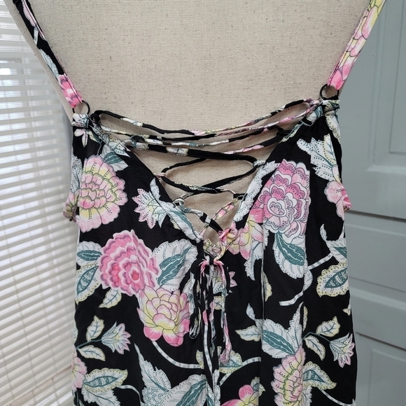 TORRID BLACK FLORAL LACED BACK CHALICE CAMI plus size 1 - Picture 6 of 7